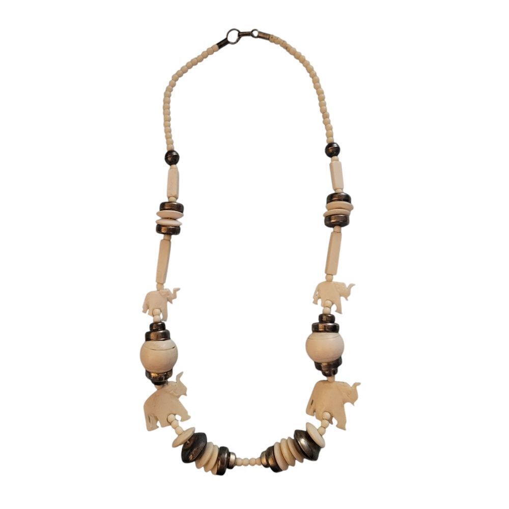 Elephant Beaded Necklace in Cream and Brown